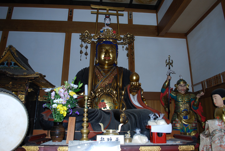 日本最大の弁財天半跏像